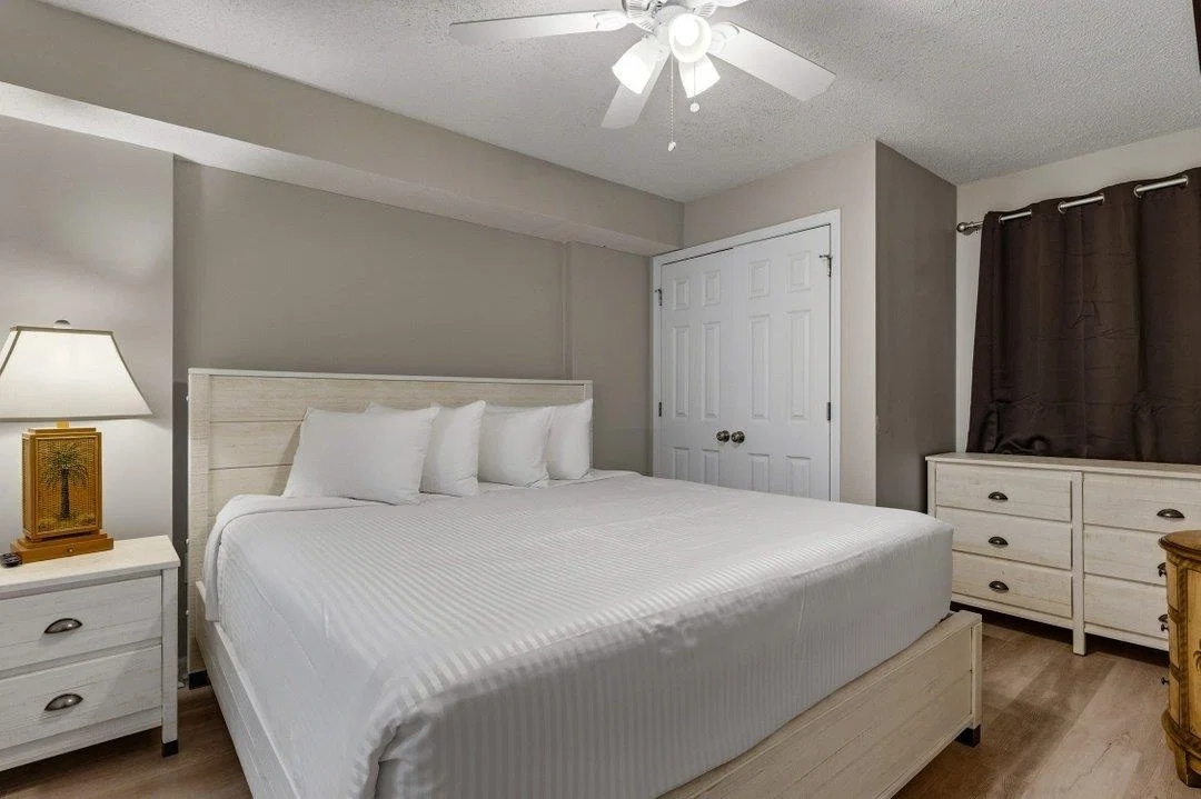 QUAD CONDO - UNIT 701